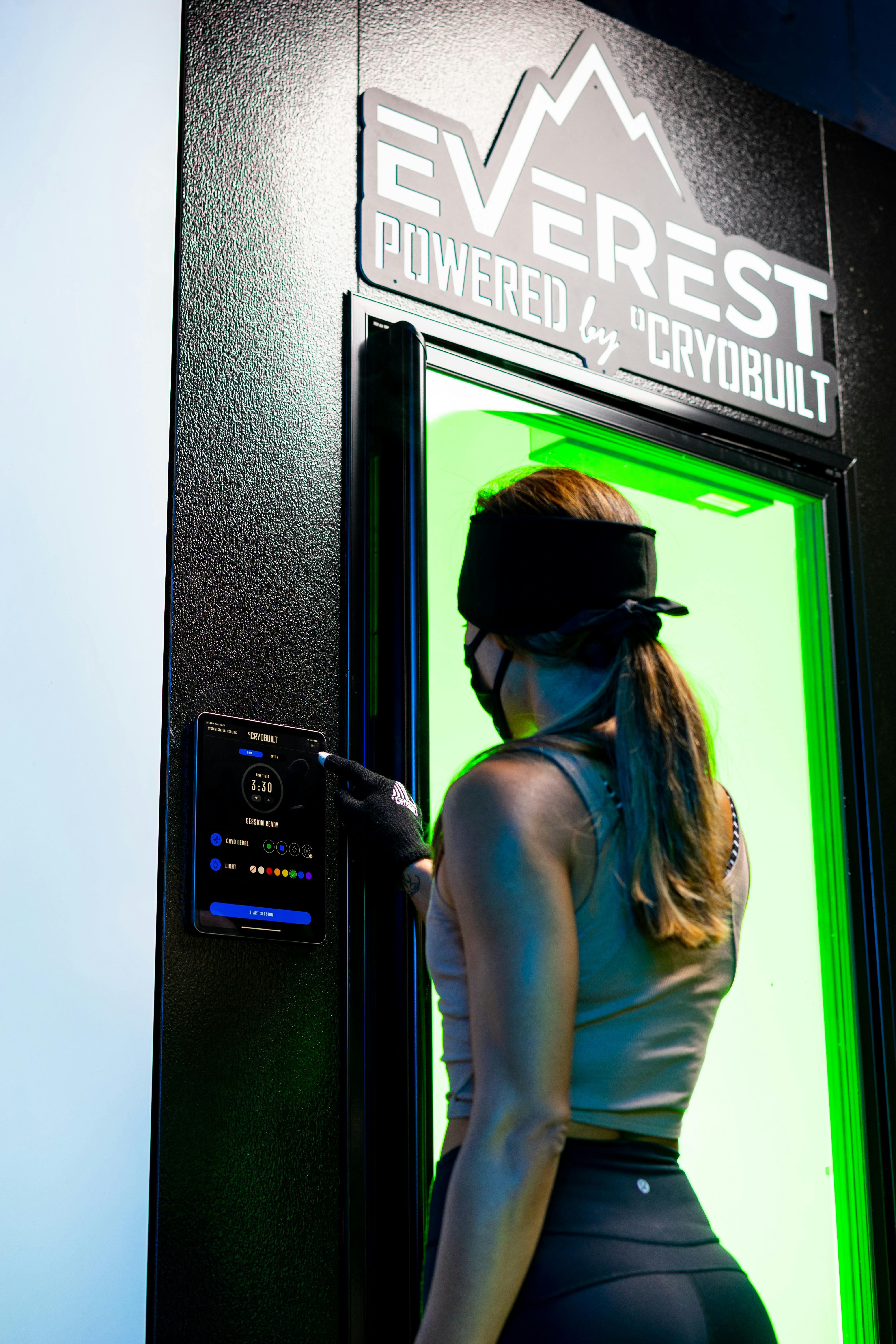 Discovering the Power of Cryotherapy in Beauty and Fitness
