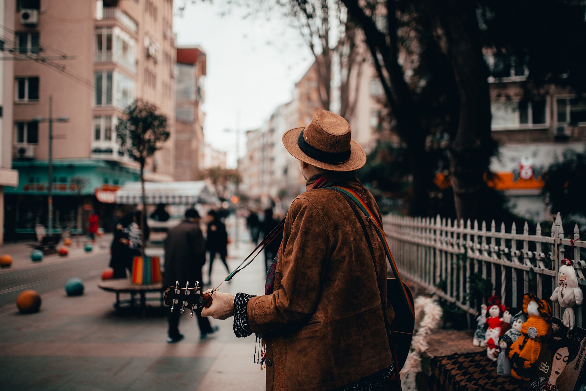 Digital Nomad Lifestyle: A New Societal Trend