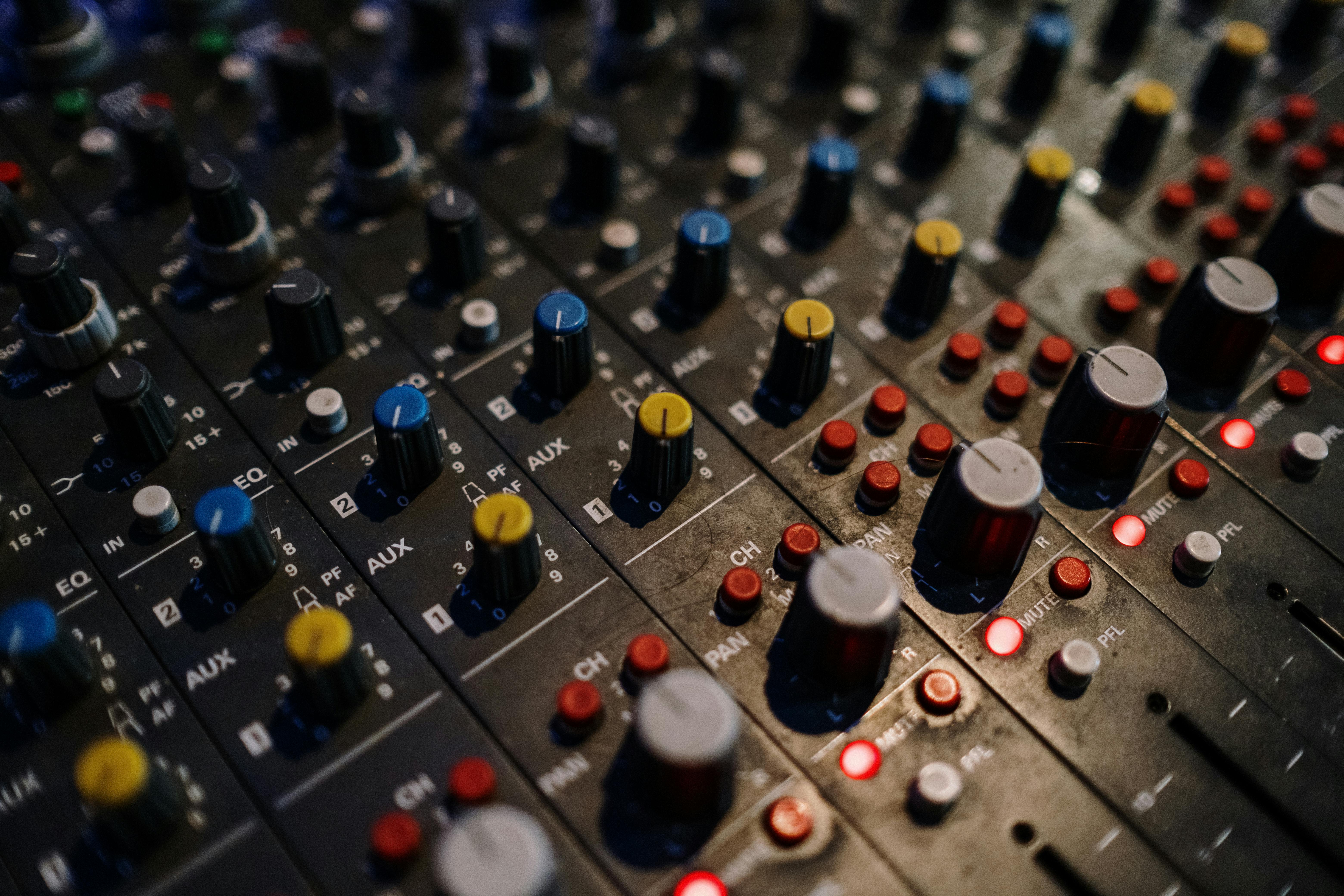 Renowned recording studios rely on top-class audio equipment