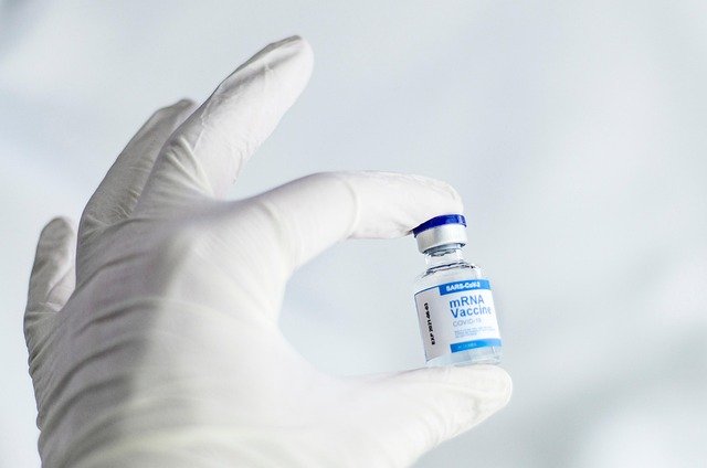 Chronomedicine: Revolutionizing Healthcare Through Time-Based Treatments