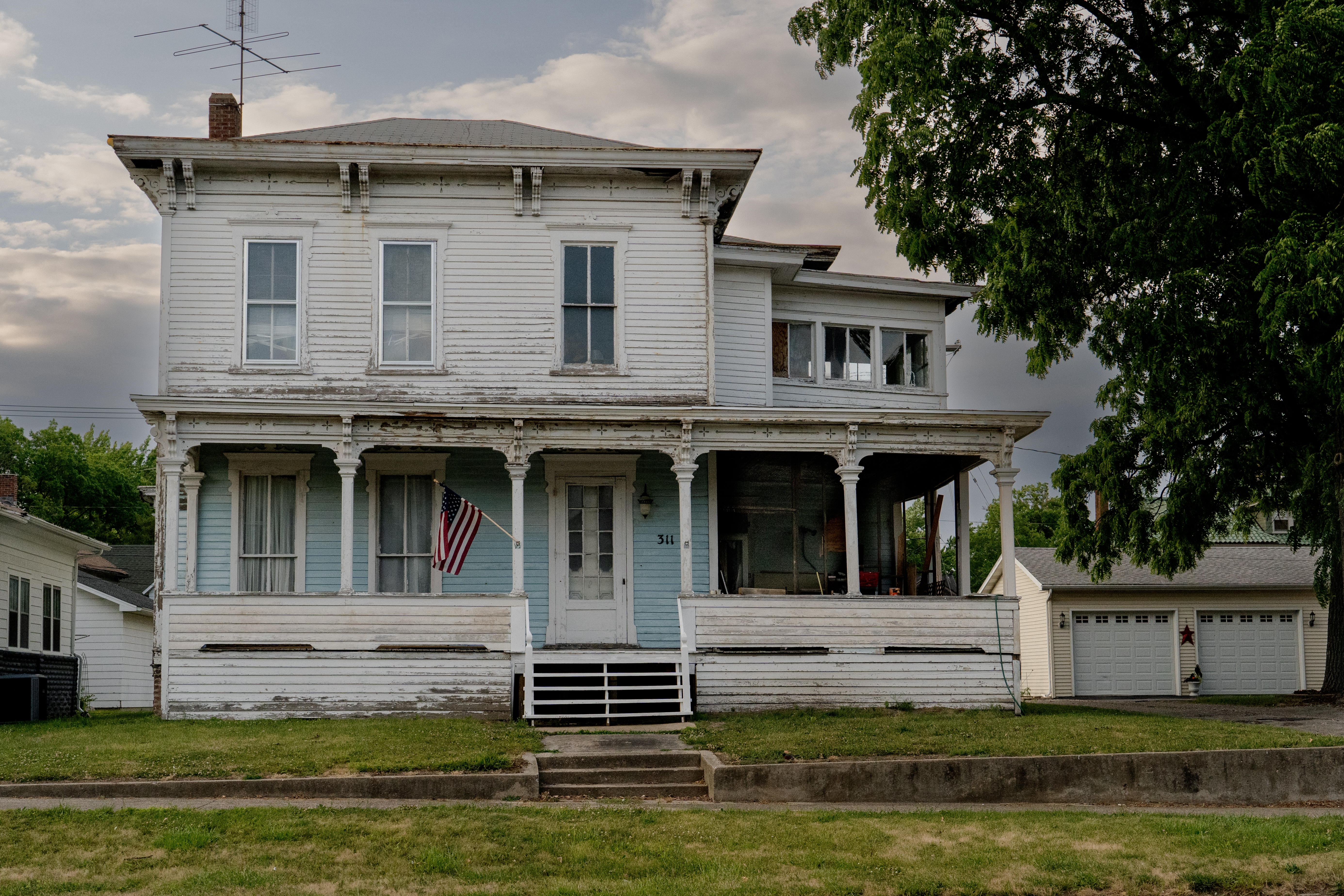 How to Find and Buy Abandoned Houses at Low Prices in the U.S. in 2025