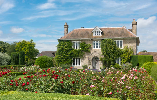 The Rebirth of the English Cottage Core: A Homey Trend Worth Embracing