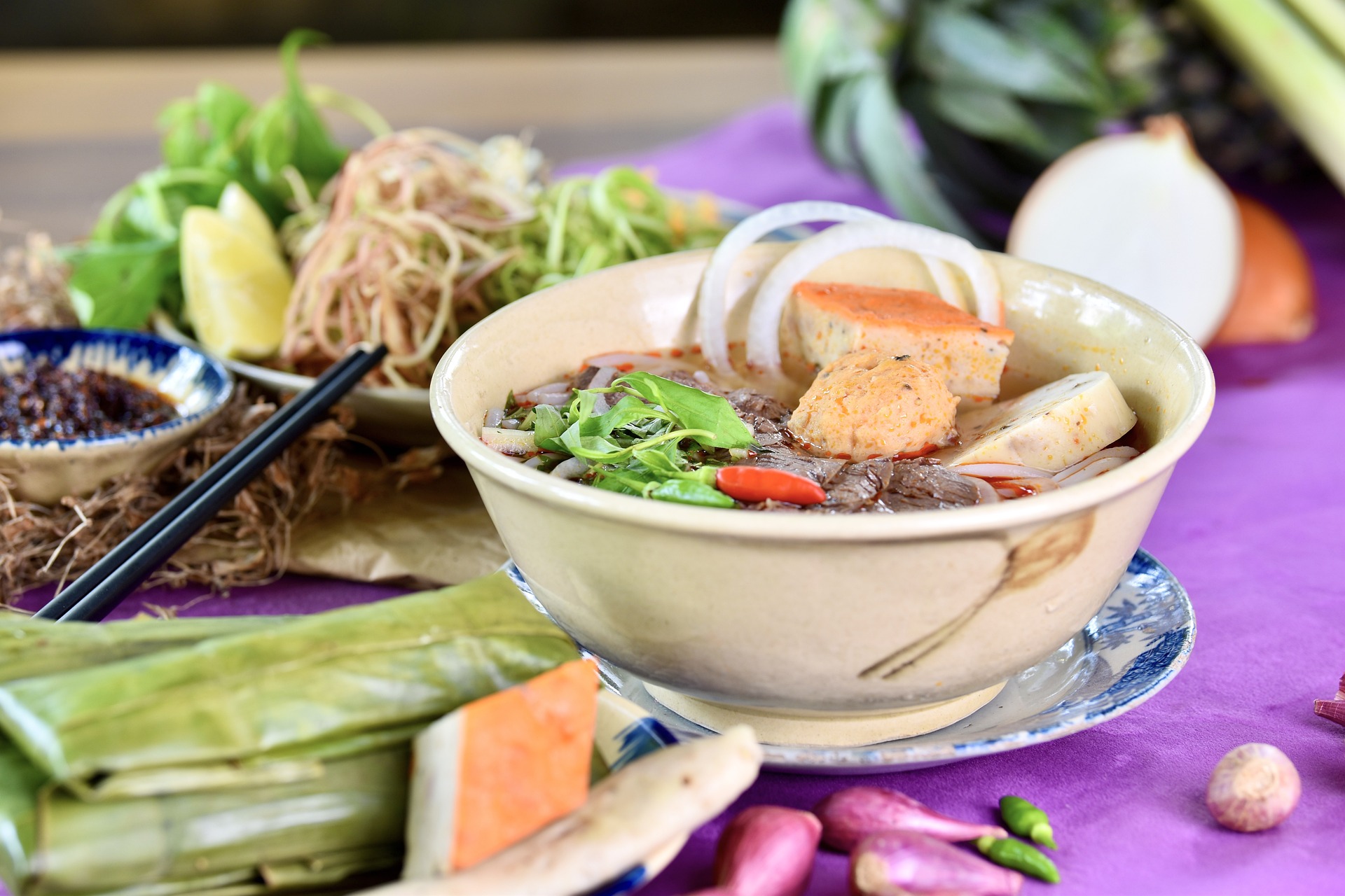 Journey into the Delights of Vietnamese Street Food: An Exploration of Phở