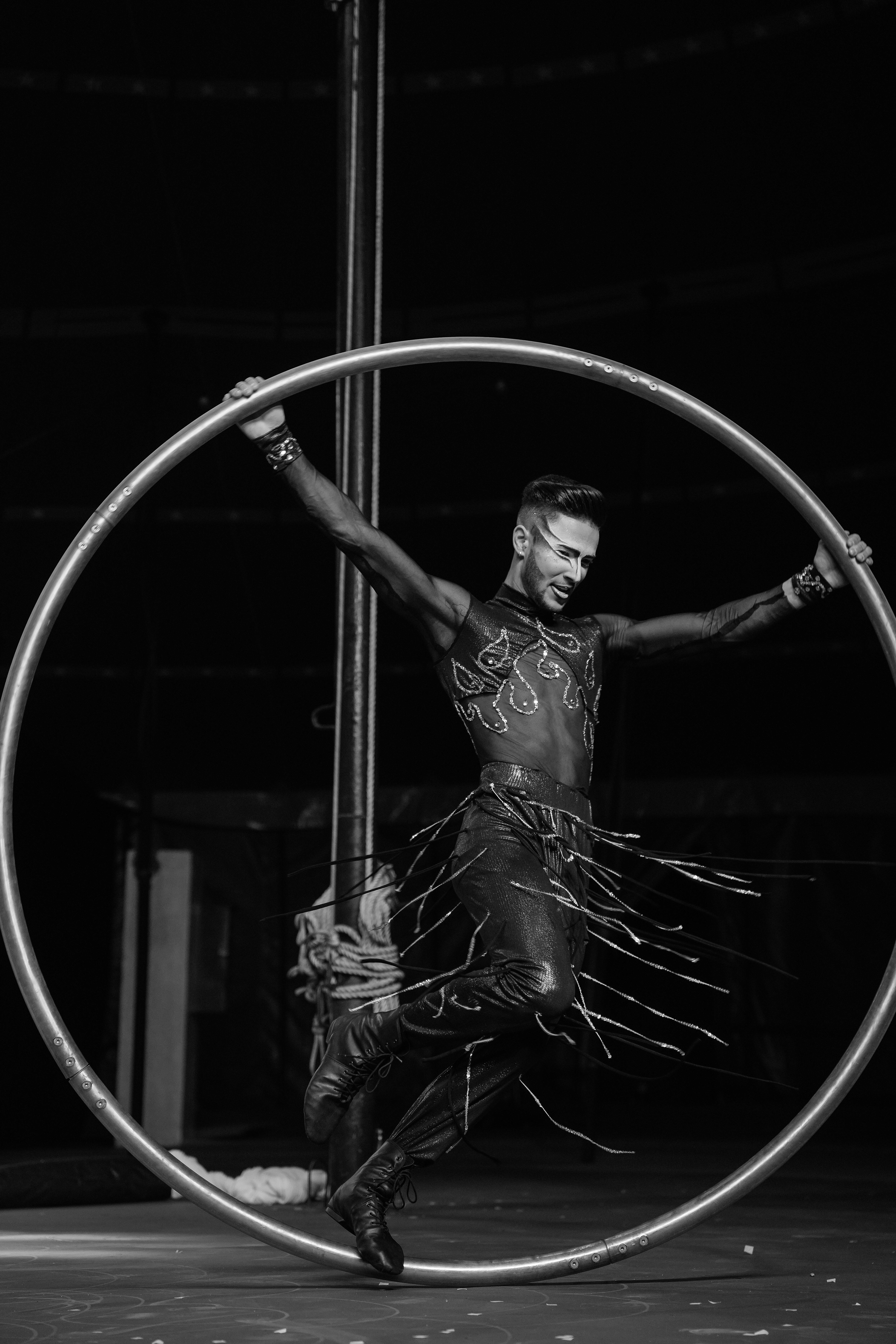 Seizing the Spotlight: How Aerial Performances are Defying Gravity in Modern Entertainment