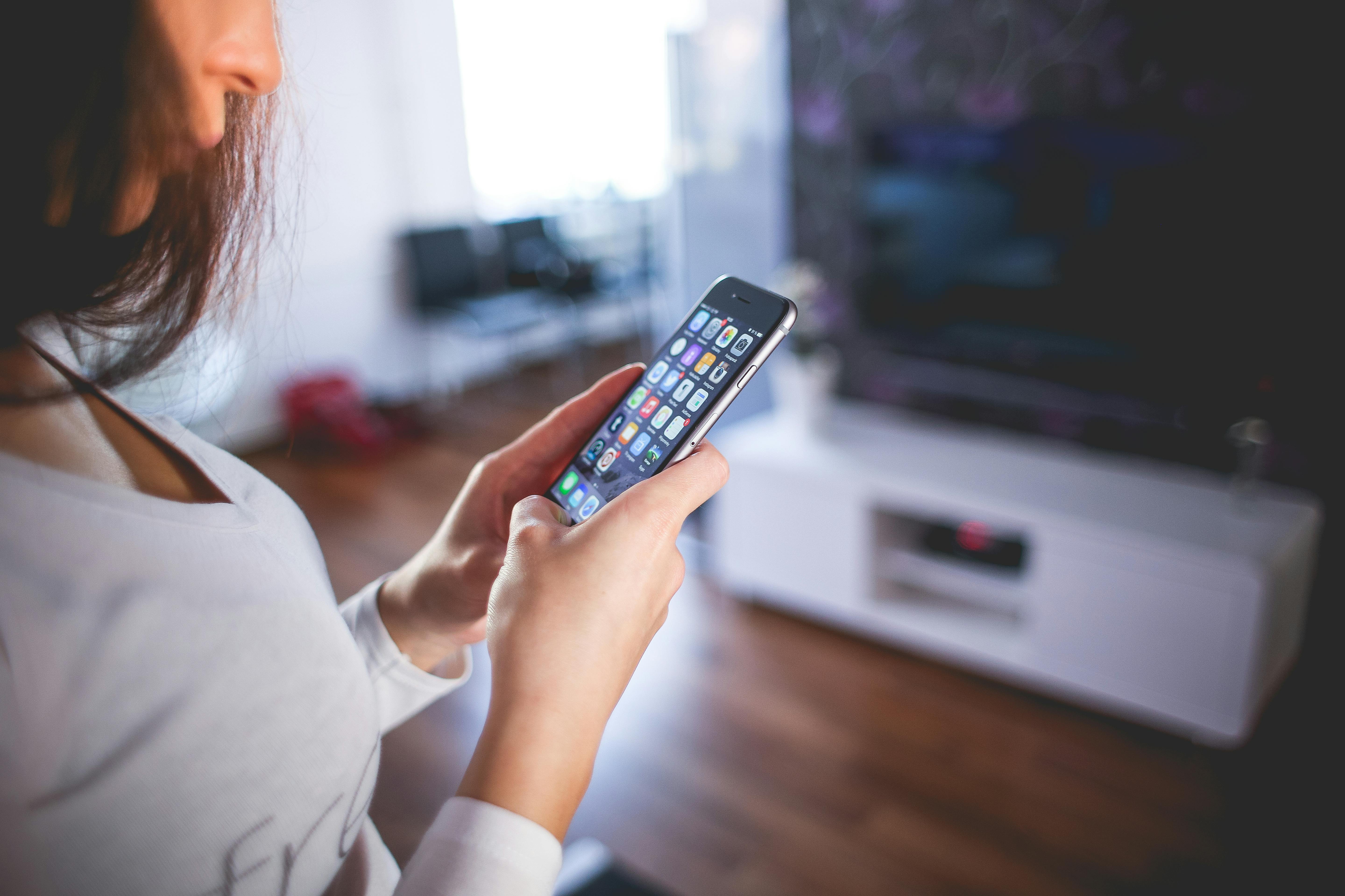 Unleashing the Potential of Next-Gen Telecommunication: An In-Depth Look at Augmented Reality