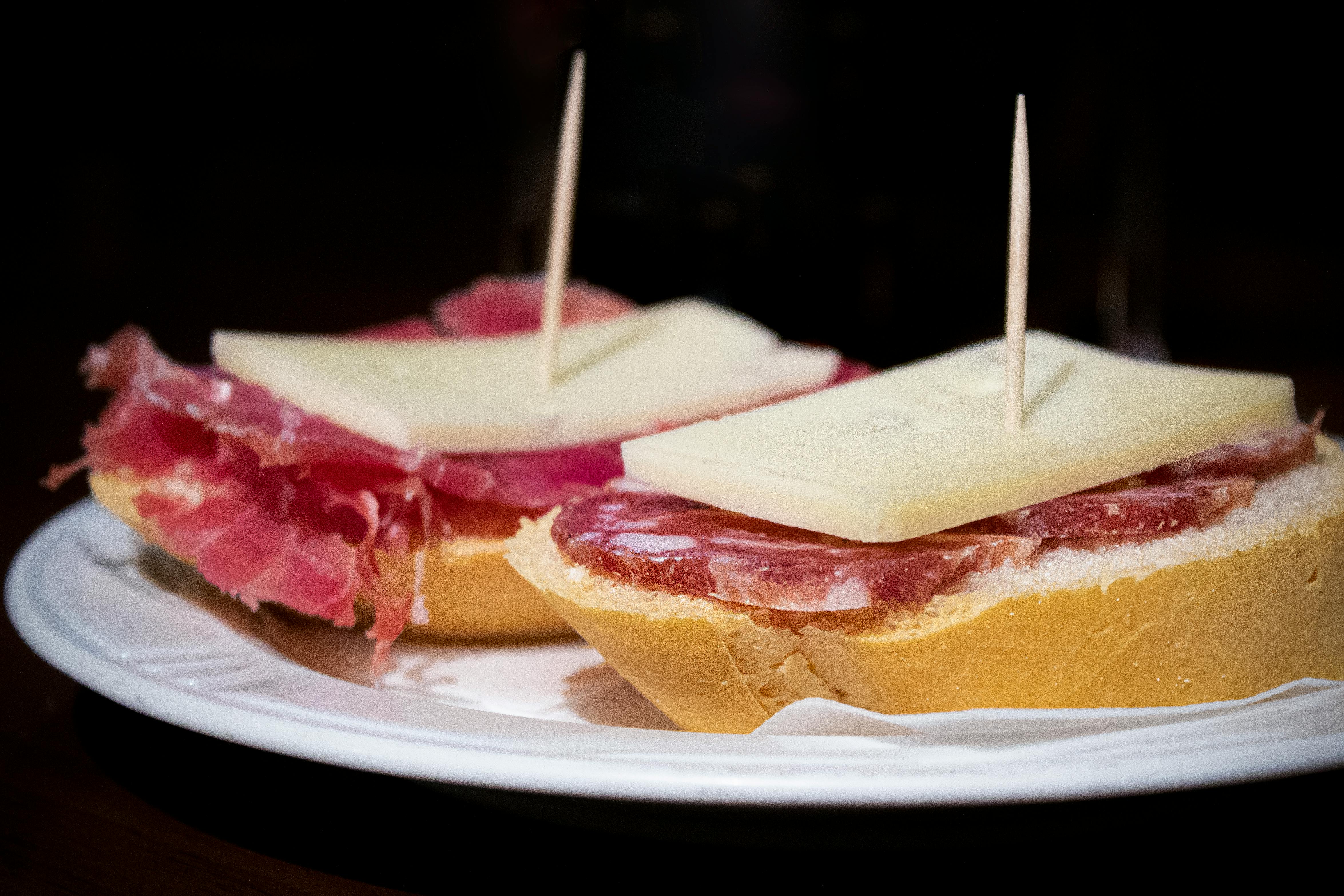 A Dive into the Vibrant World of Spanish Tapas