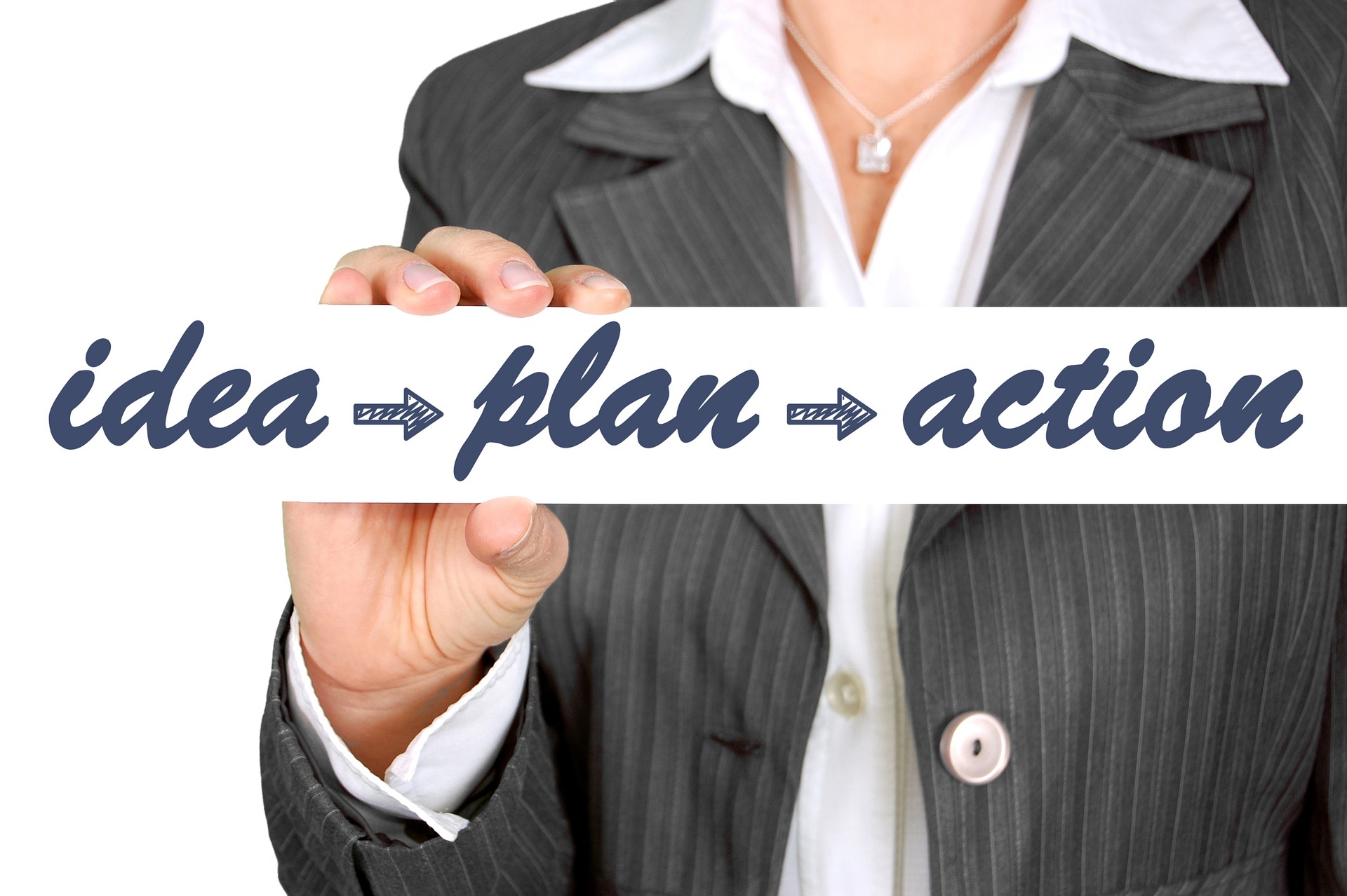 Innovative Business Practices: How Servitization Models are Reshaping Industrial Sectors