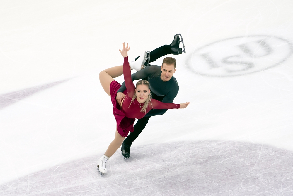 Synchronized Skating: The Collective Grace of Ice