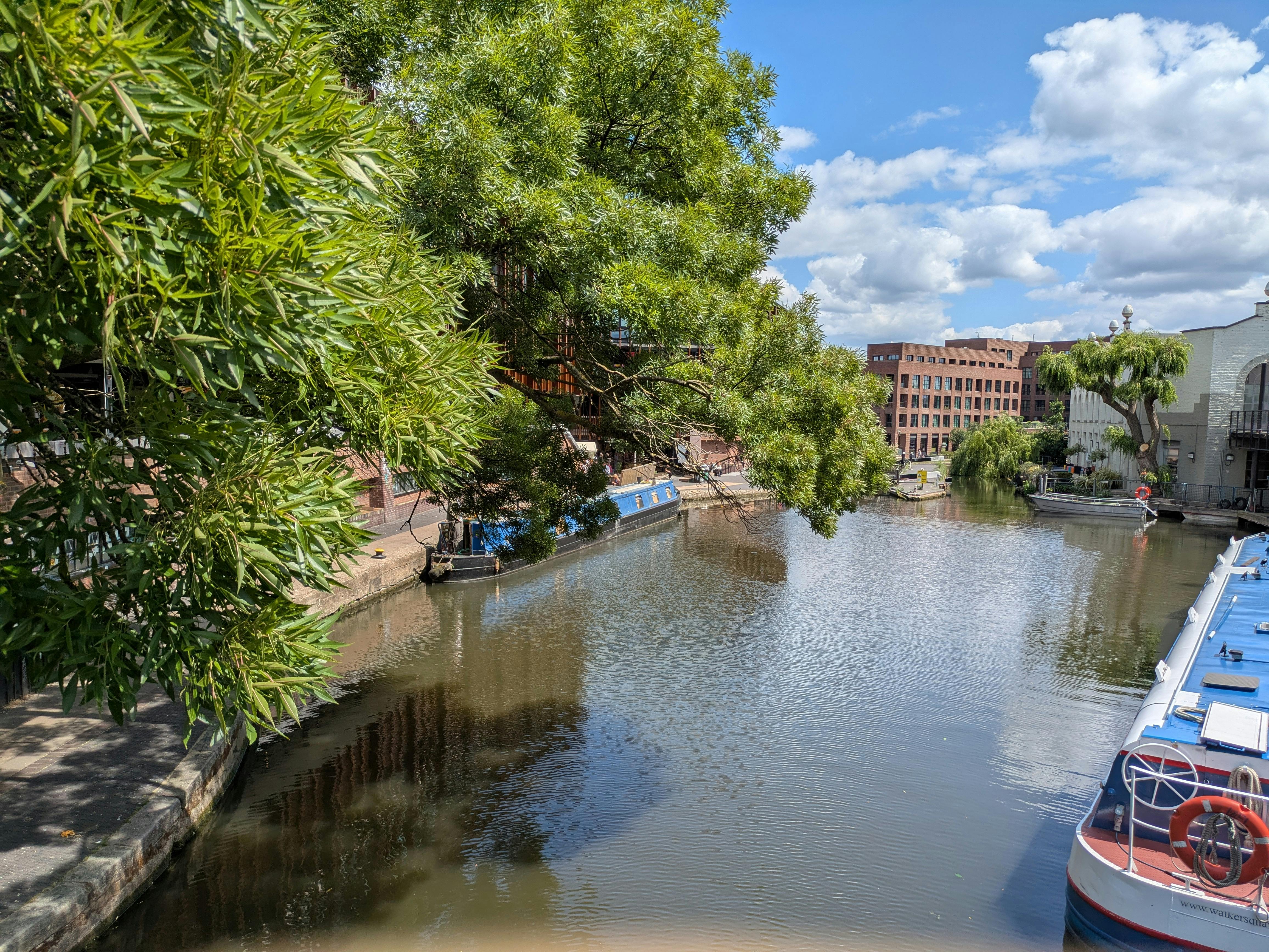 Rediscovering the Charm of Canal Cruising: A Trending Travel Experience