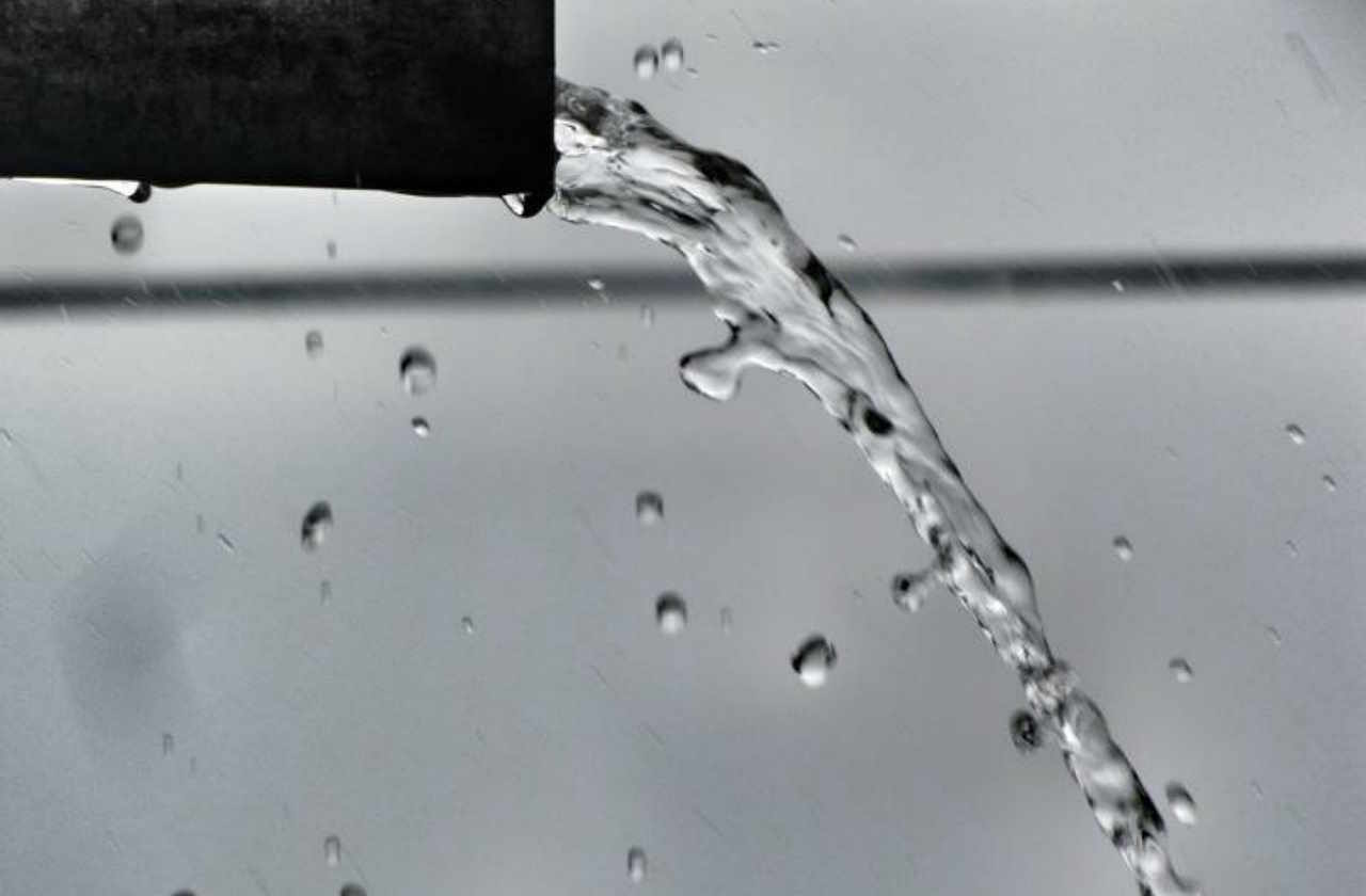 Drain & Pipe Cleaning: Essential Tips for a Clog-Free Home