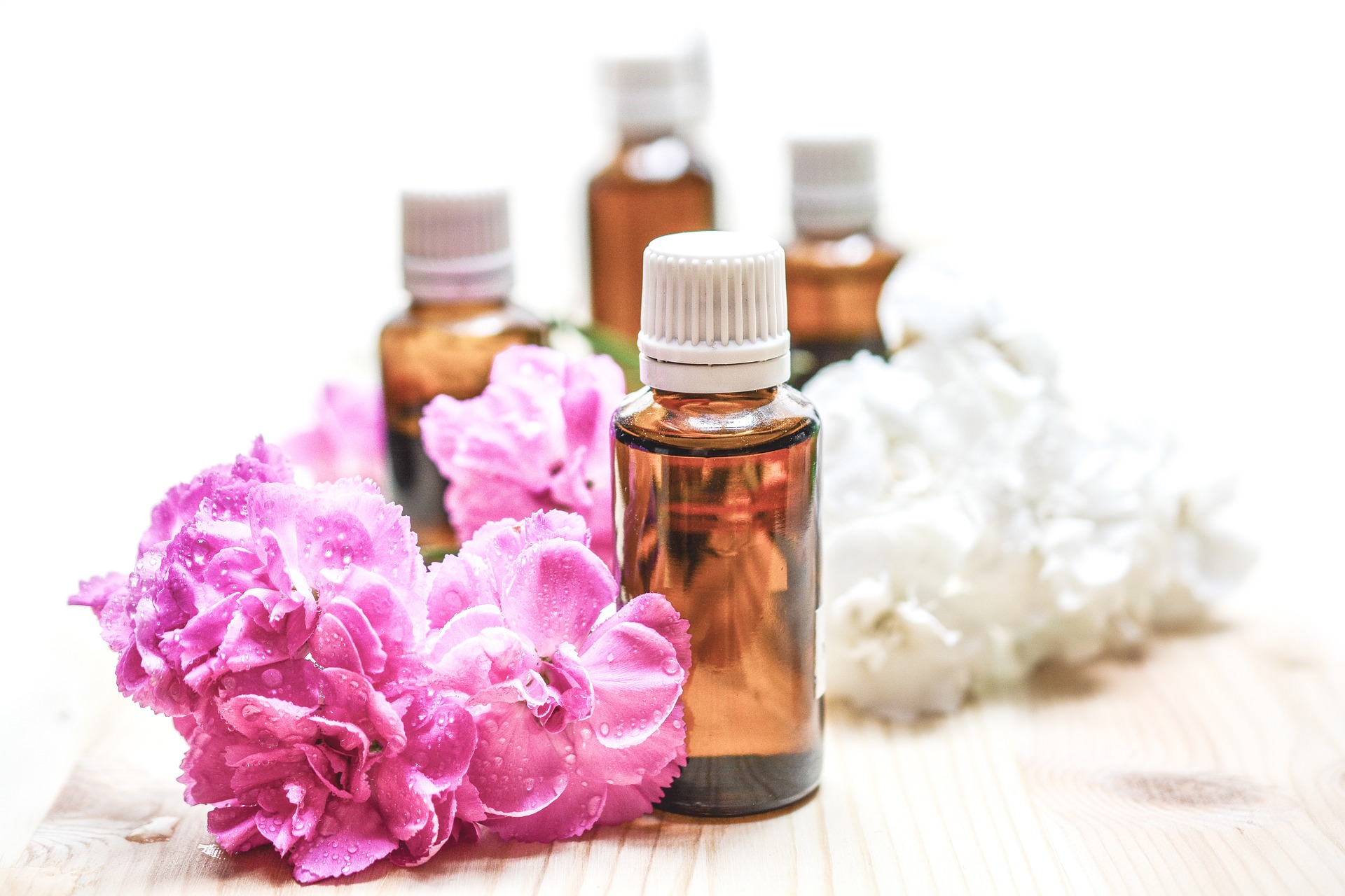 Sparking Radiance: The Role of Essential Oils in Beauty and Fitness