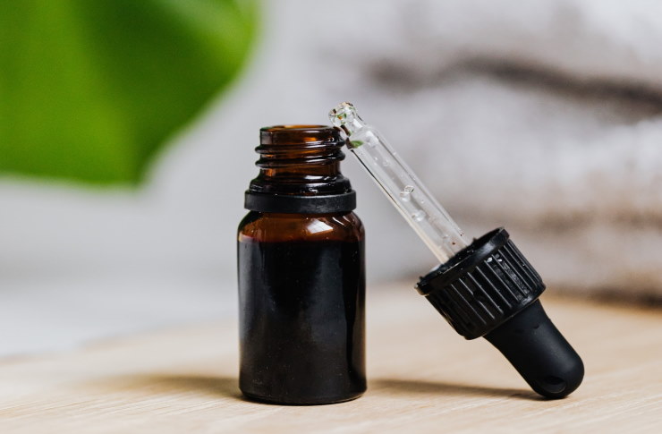 The Best & Most Effective Eye Drops: Best Eye Drops & Other Natural Remedies for Dry Eyes