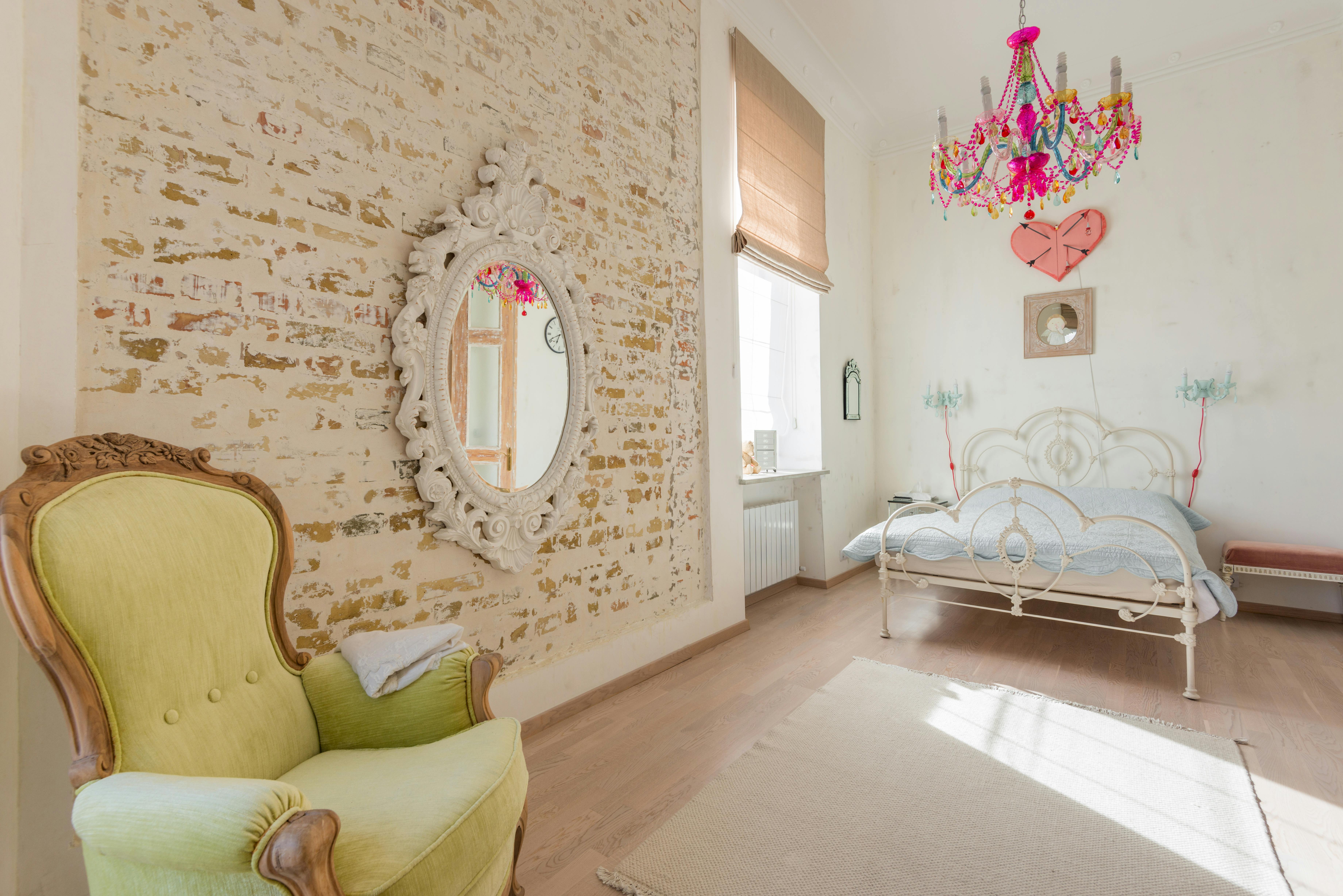 Reclaiming the Charm: The Revival of Shabby Chic Decor