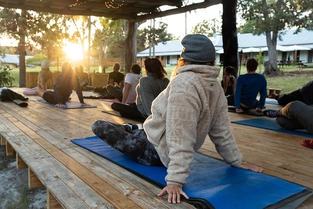Retiro de yoga: experiencias de meditación y desconexión en la naturaleza