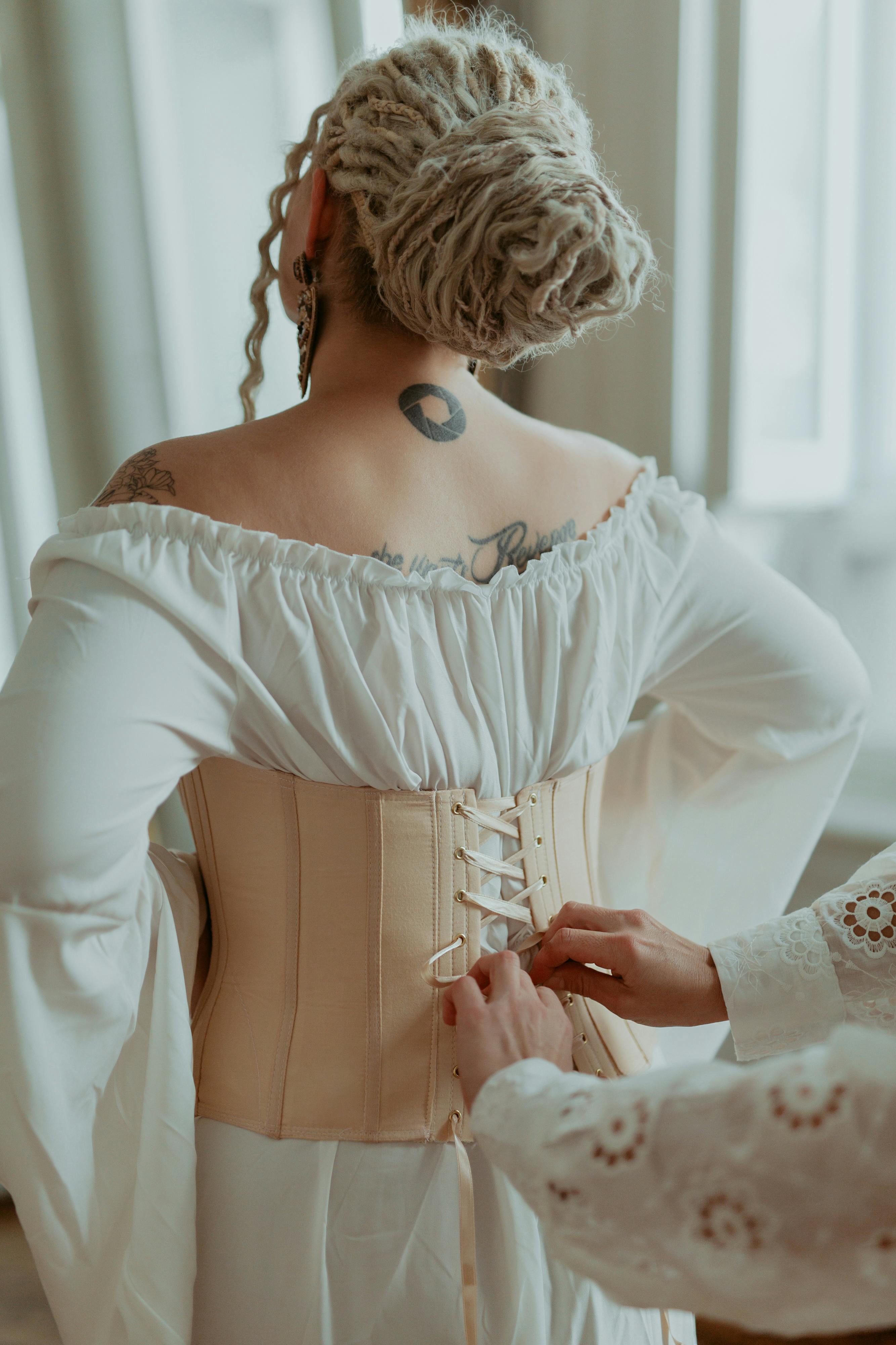 The Rebirth of Corsetry: A Modern Twist on a Historic Trend