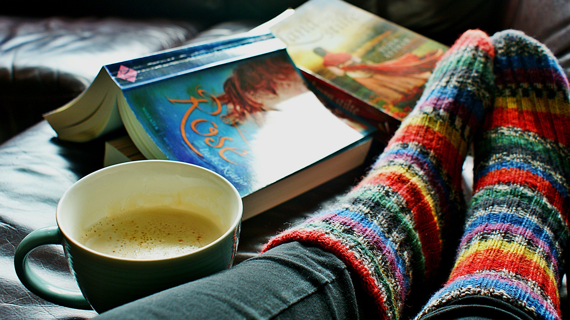 Cozy Comfort: Keeping Your Home Warm and Inviting During Winter and Autumn