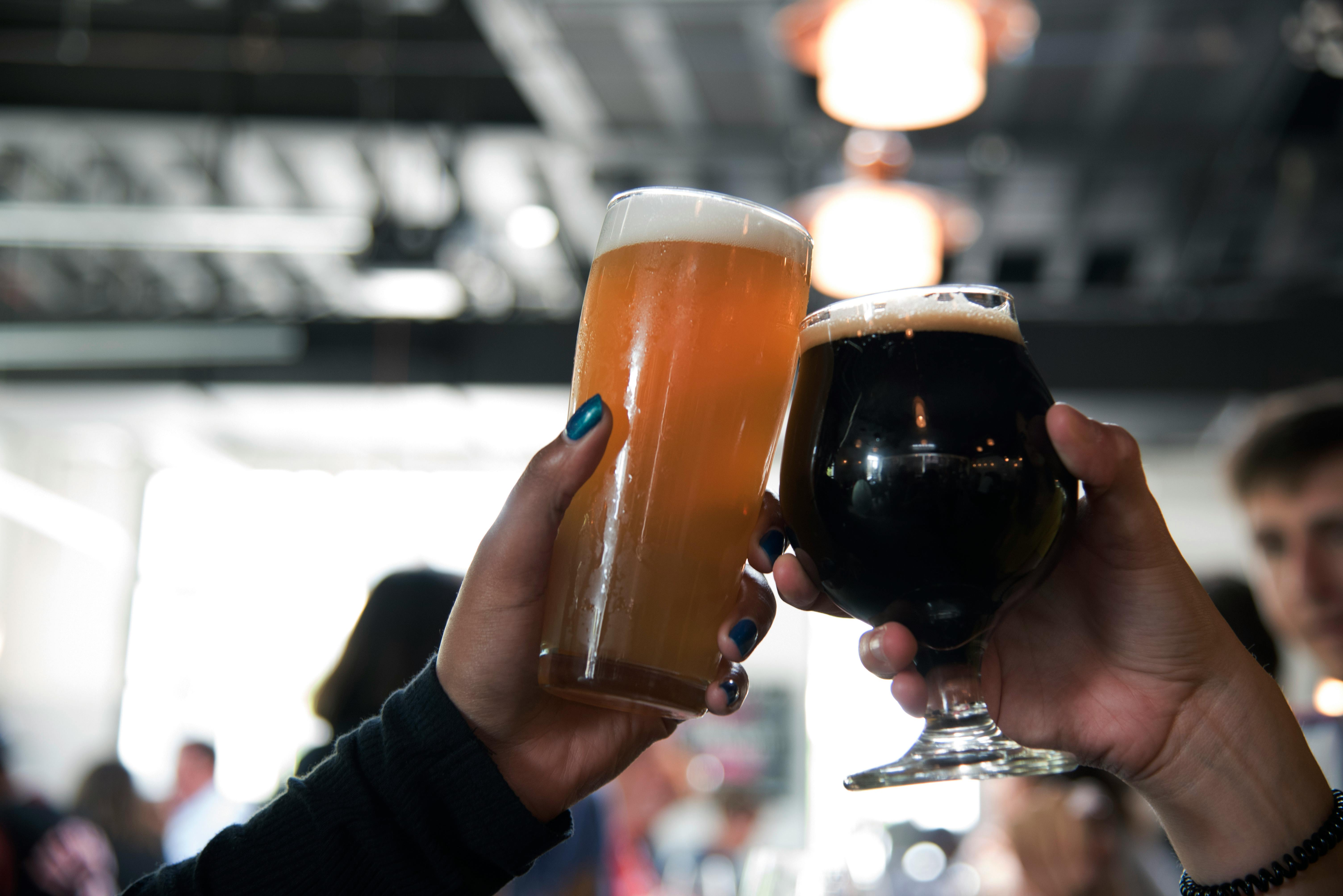 A Journey into the World of Craft Beer: Explore, Experiment, Enjoy!