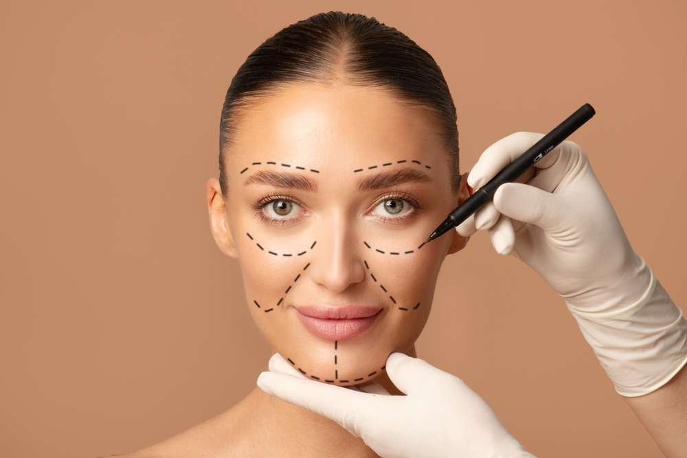 Augenlidstraffung: Verfahren, Kosten und Heilung 2026