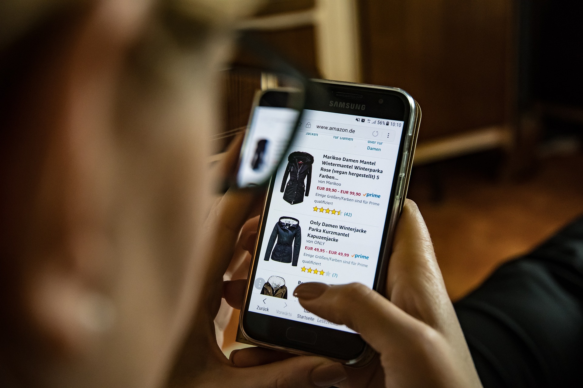 Decoding the Impact of Technology on Fashion Retail 