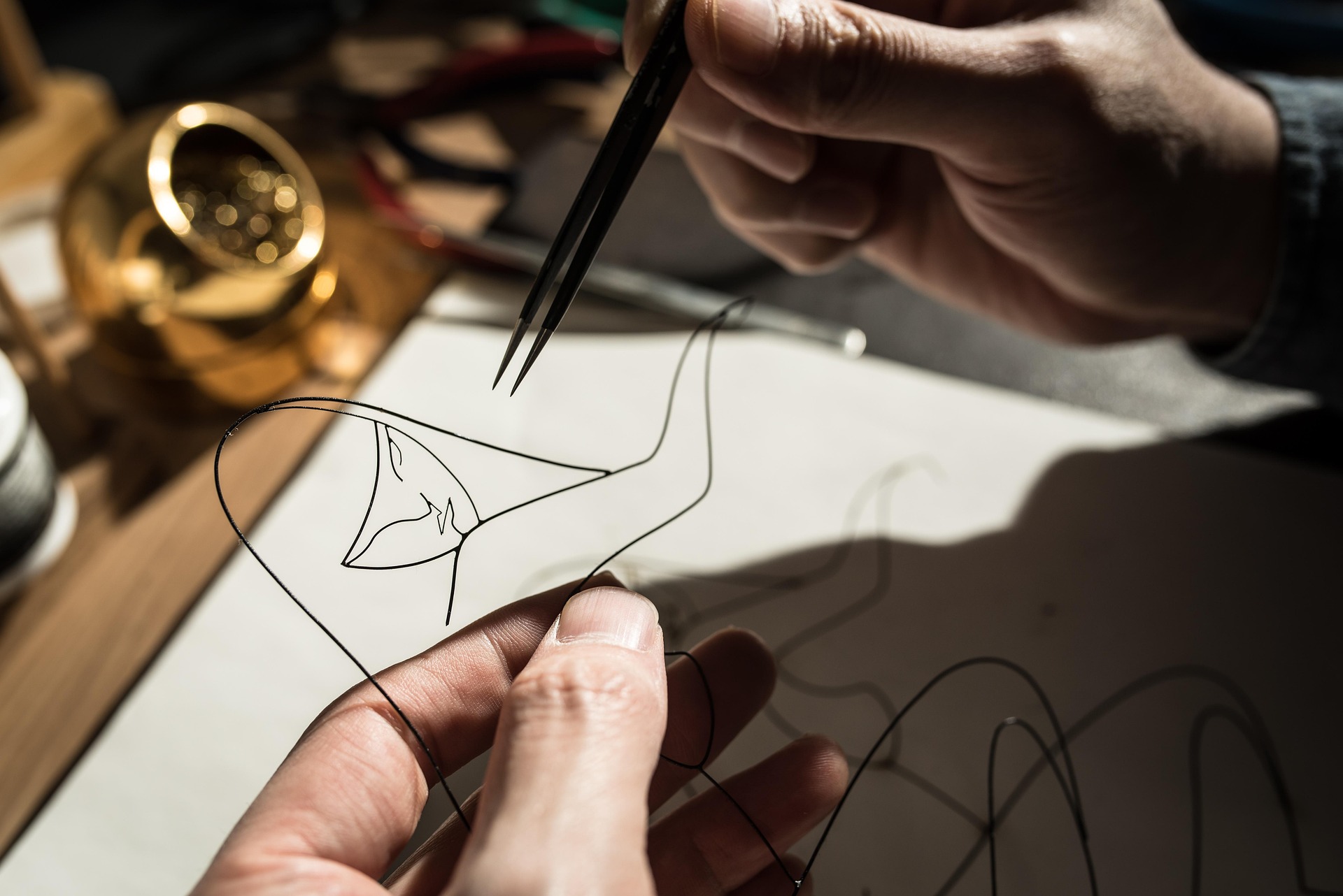 Embracing the Allure of the Artisanal: Handmade Home Décor and Gardening Accessories in the USA