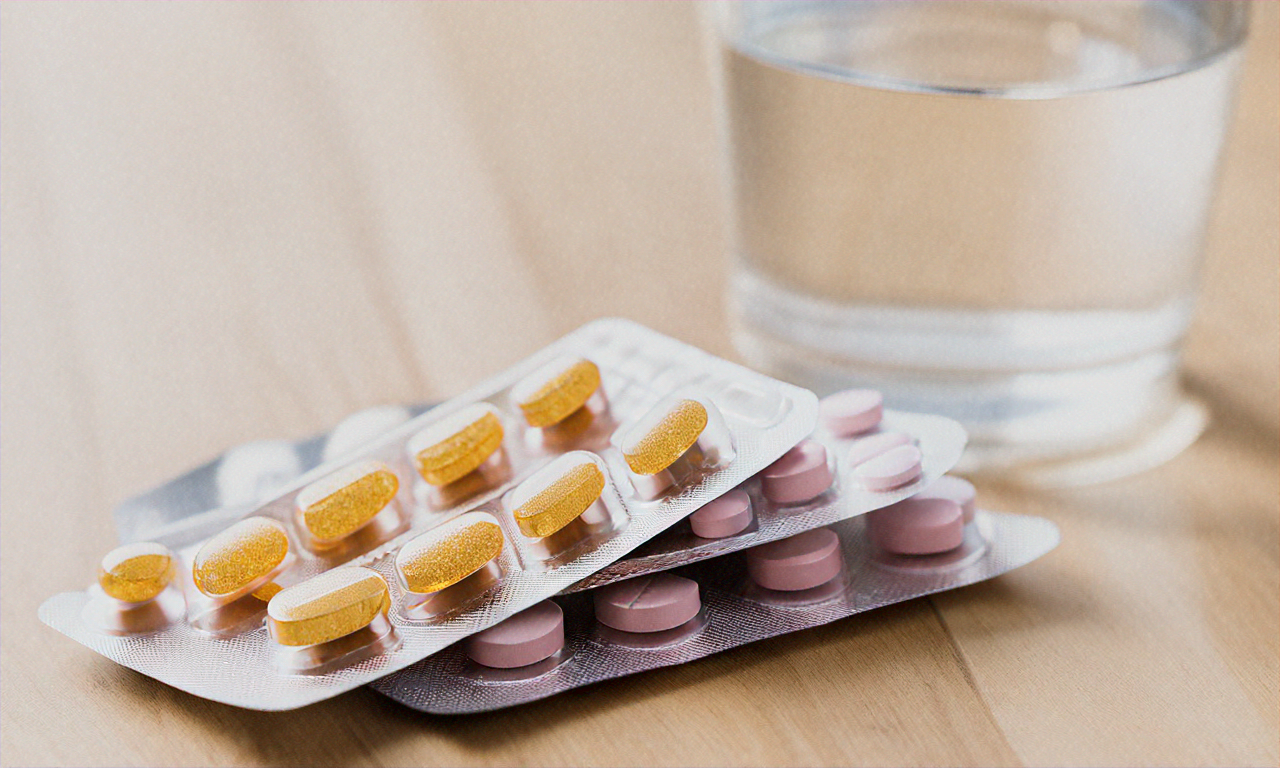 "The Essential Guide to Vitamins: Your Path to Better Health and Wellness"