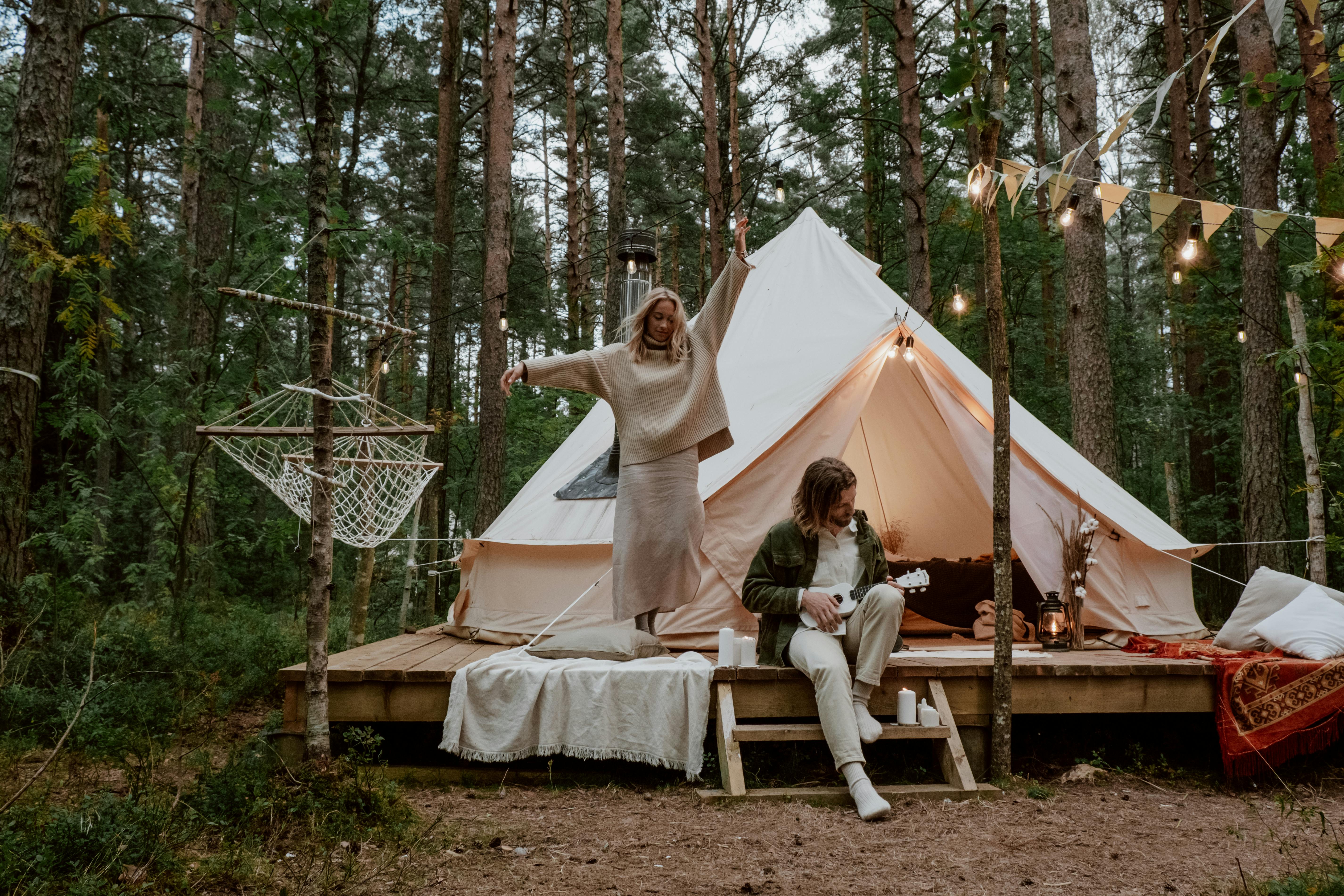 Unveiling the Rising Trend of Glamping: A Luxurious Spin on Traditional Camping