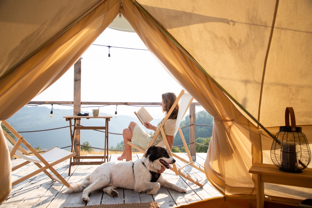 Unraveling the Allure of Glamping: A Modern Take on Traditional Camping