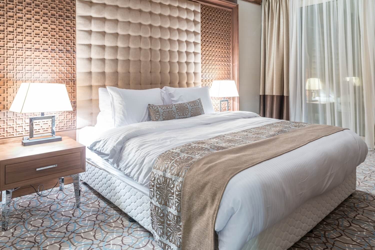 What Is the Best Queen Mattress for Back and Hip Pain? Discover 5 Top Picks and Tips to Save in 2025