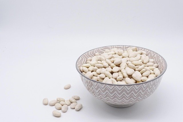 Decoding the Mediterranean Diet: An In-depth Look at Its Health Benefits