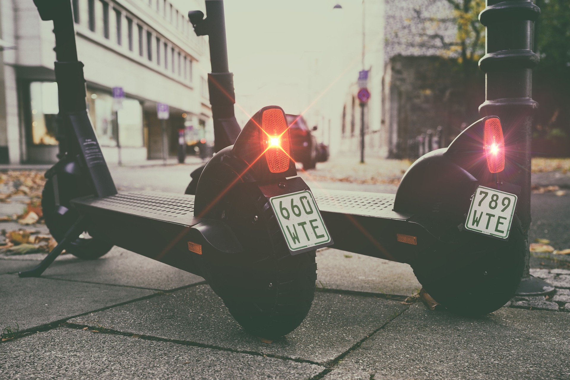 Aufstieg und Trends der E-Scooter in der Reise- und Transportbranche