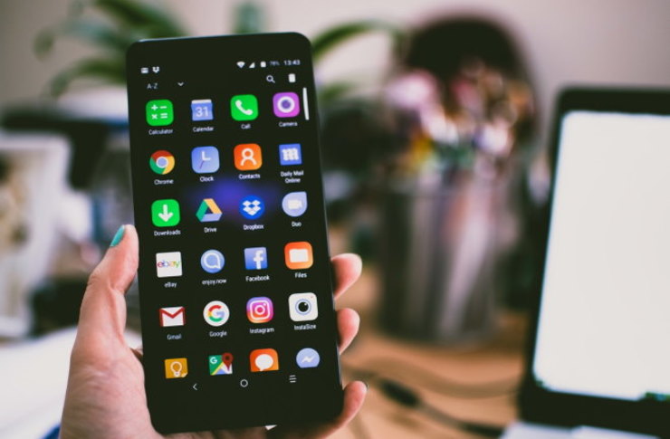 OH NEIN! Lieblingsfoto auf deinem Android-Gerät gelöscht?! Keine Panik, wir zeigen dir, wie du es wieder bekommst!