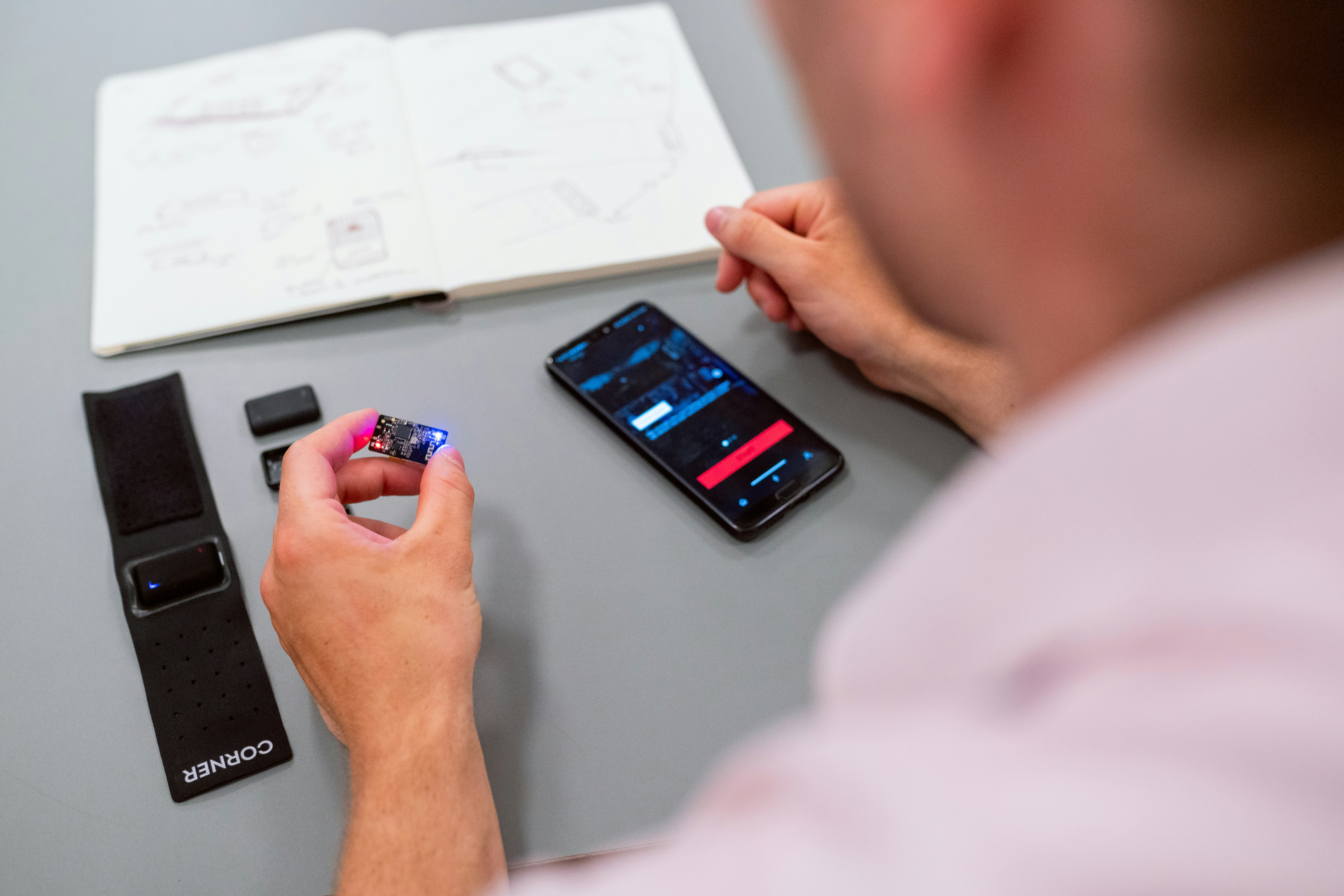 A Deep Dive Into The World of E-Paper Displays: The Future of Sustainable Tech