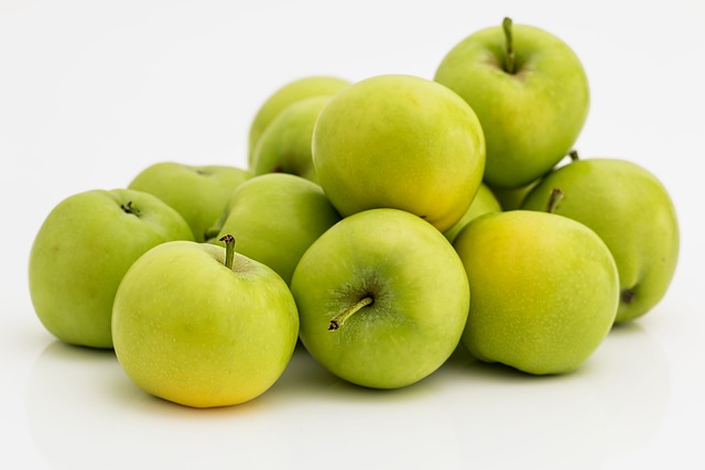 Discover the Benefits of Green Apples