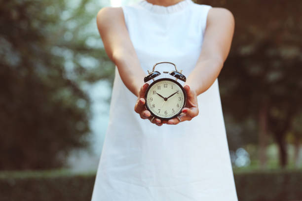 Chronodiet: Aligning Meals with Your Body Clock