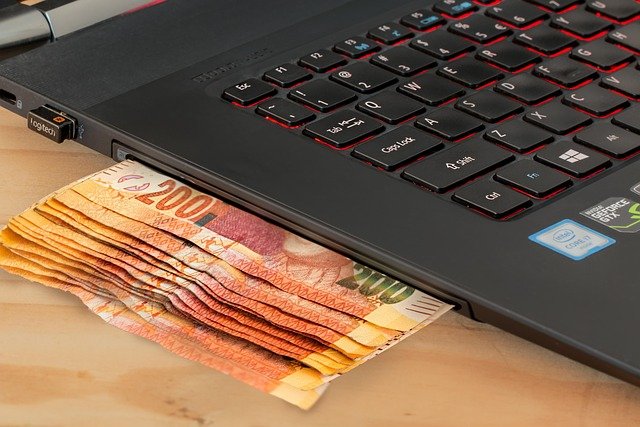Leveraging Artificial Intelligence for Personal Financial Planning