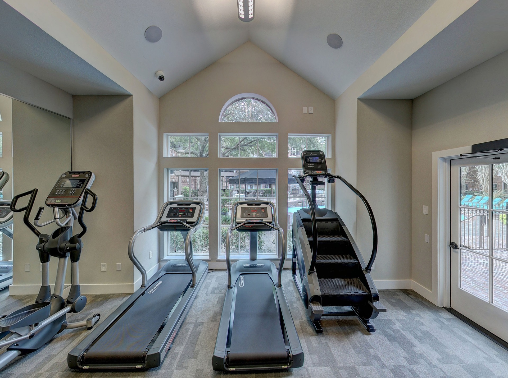 Up the Ladder: Why Stair Climbing is the Perfect Fitness Hack 