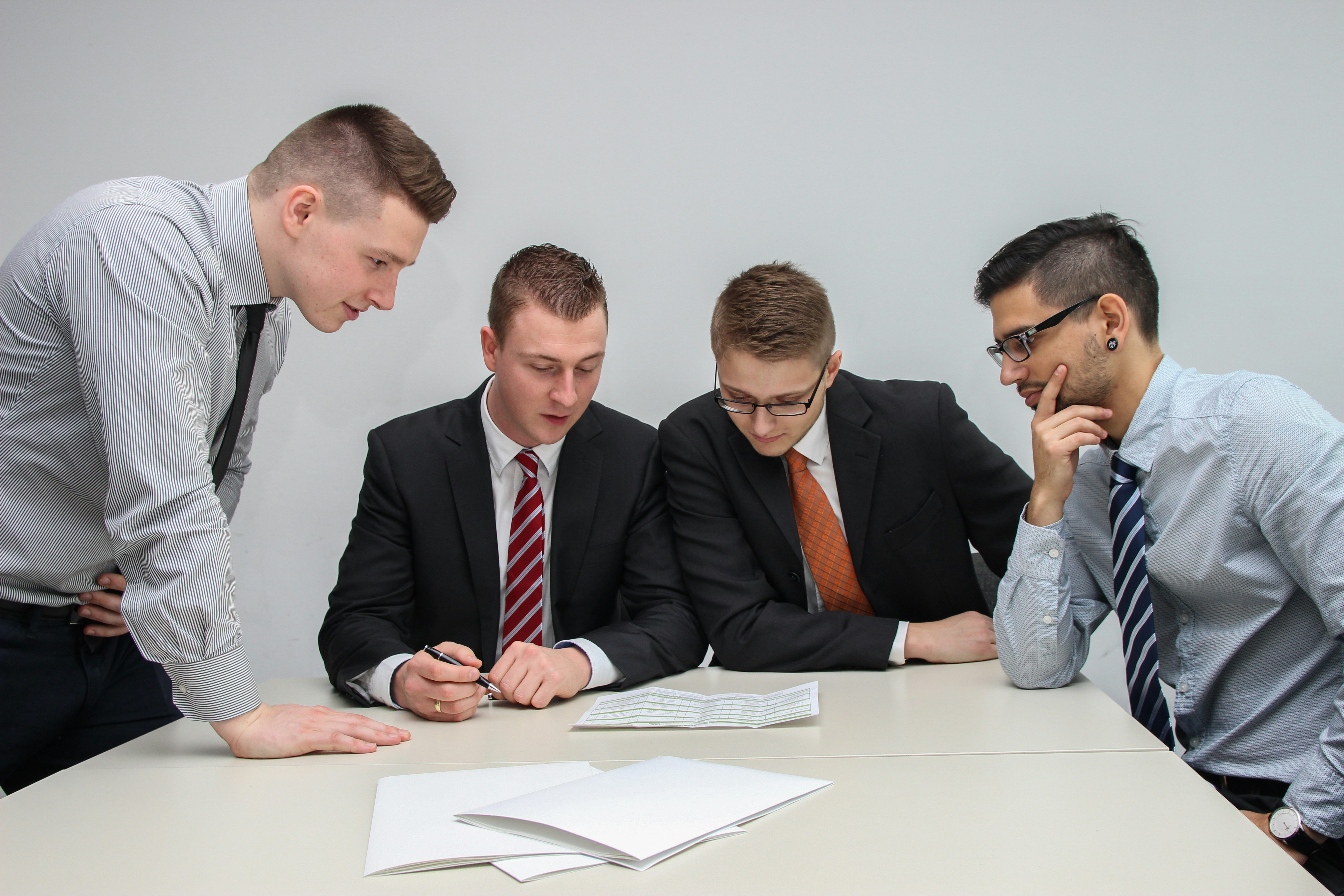 Decoding the Perks of Real Estate Crowdfunding