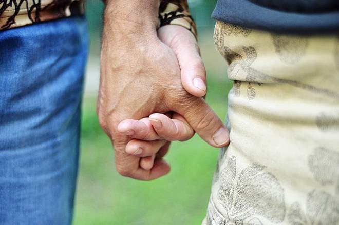 How to Manage Your Social Life when You Have Arthritis