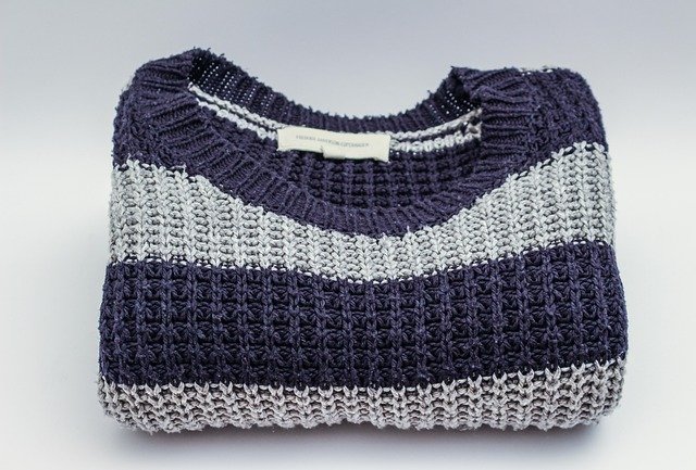 Sweatshirts: Practical Guide to Styles, Fabrics, and Care