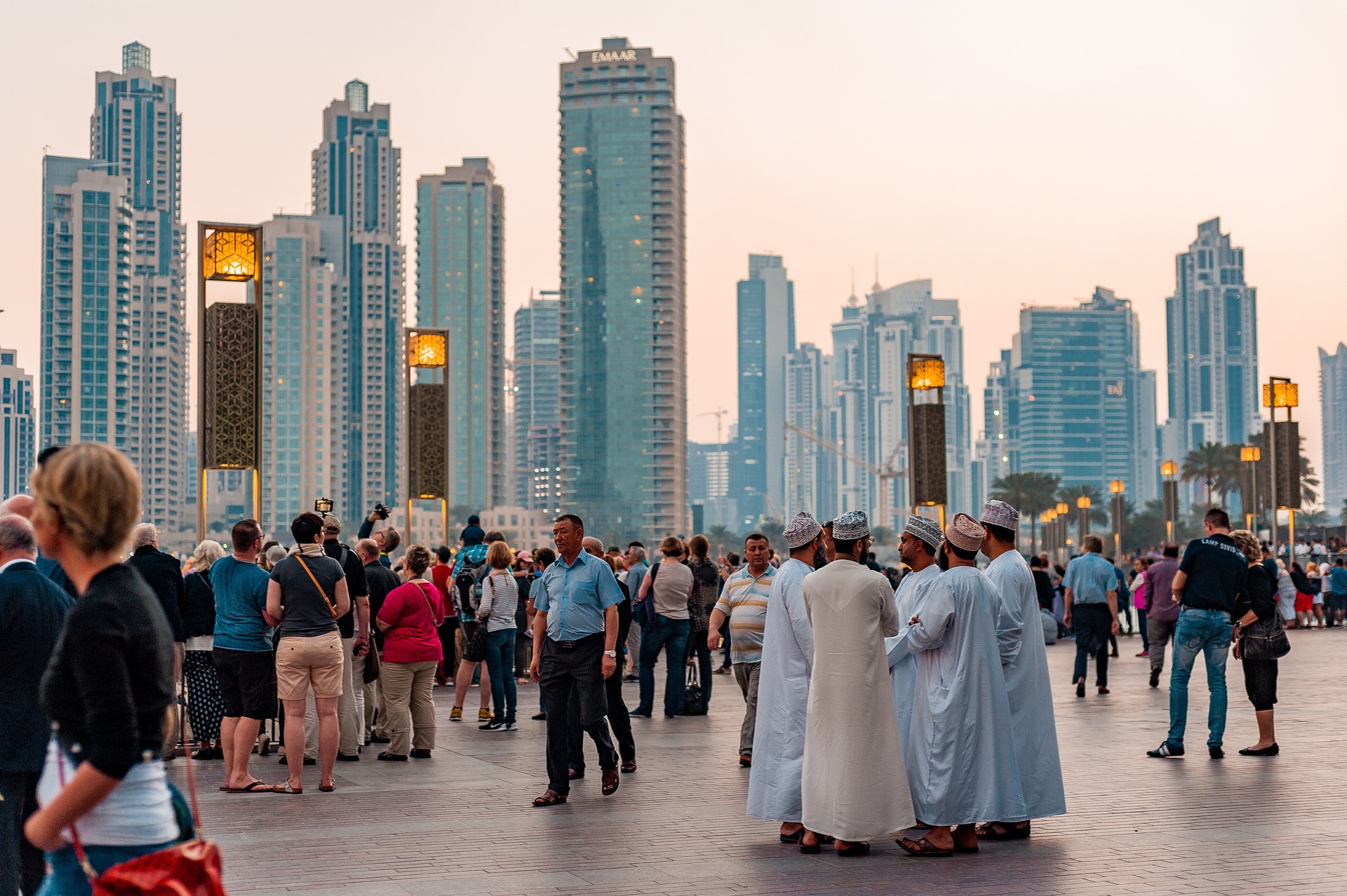 Avviare un'attività di guida a Dubai: Opportunità e sfide