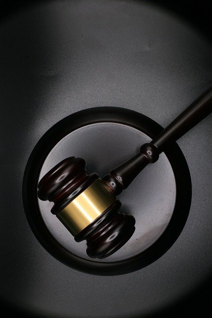 Navigating Legal Waters: Finding the Right Lawsuit Attorney