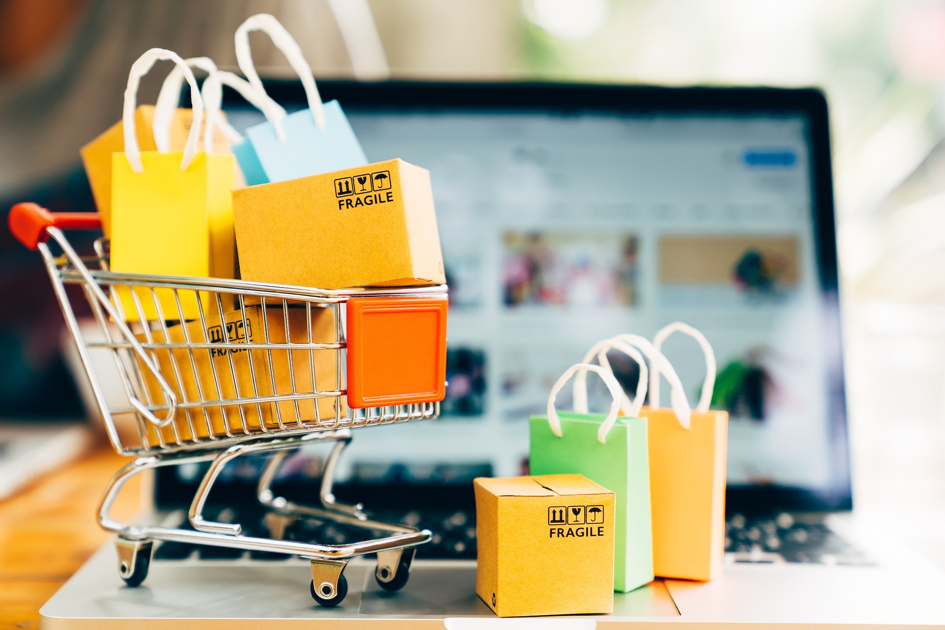 Tapping Into the Potential of E-Commerce in Small-Scale Manufacturing  