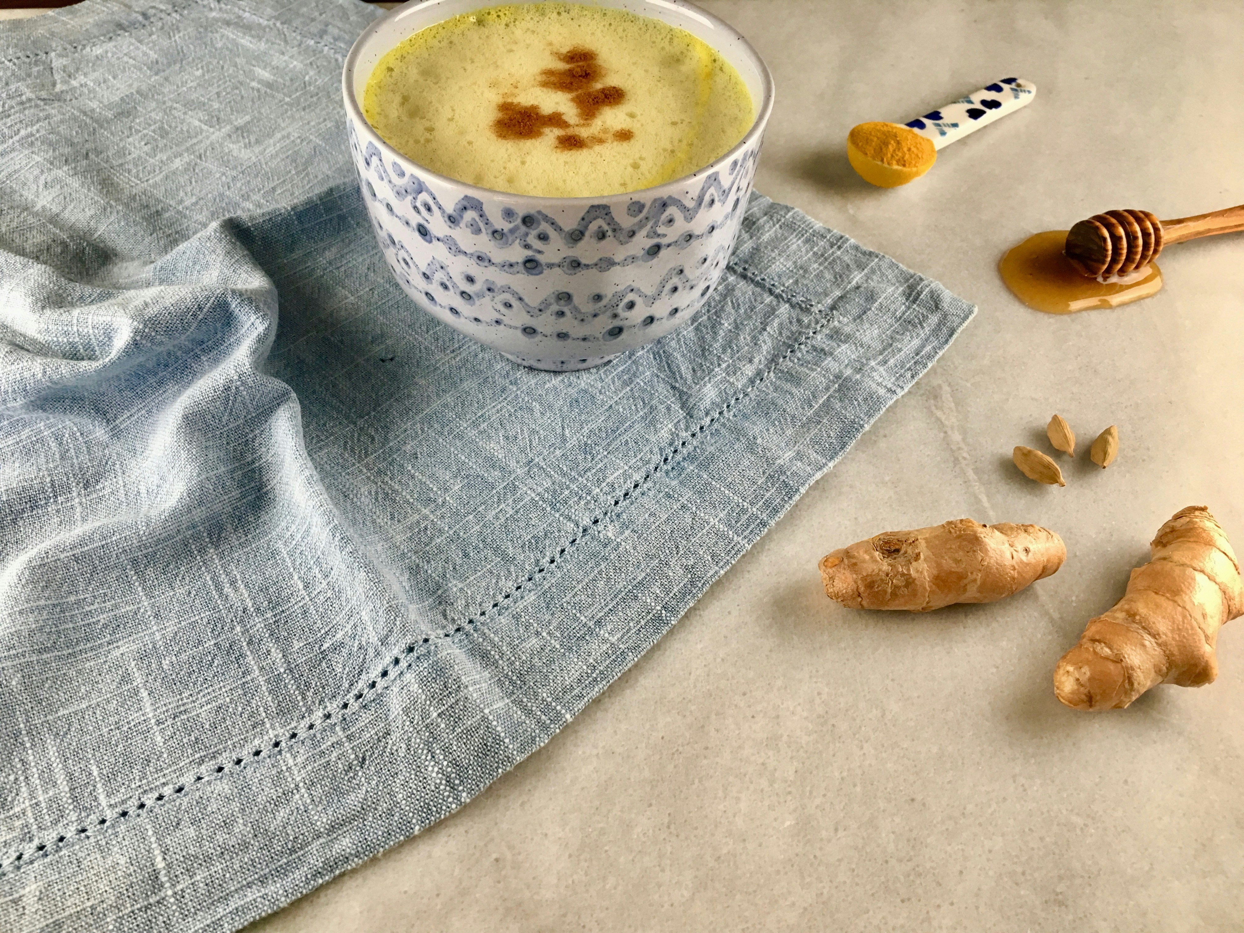 The Fusion of Ayurveda and Modern Skincare: A Comprehensive Guide