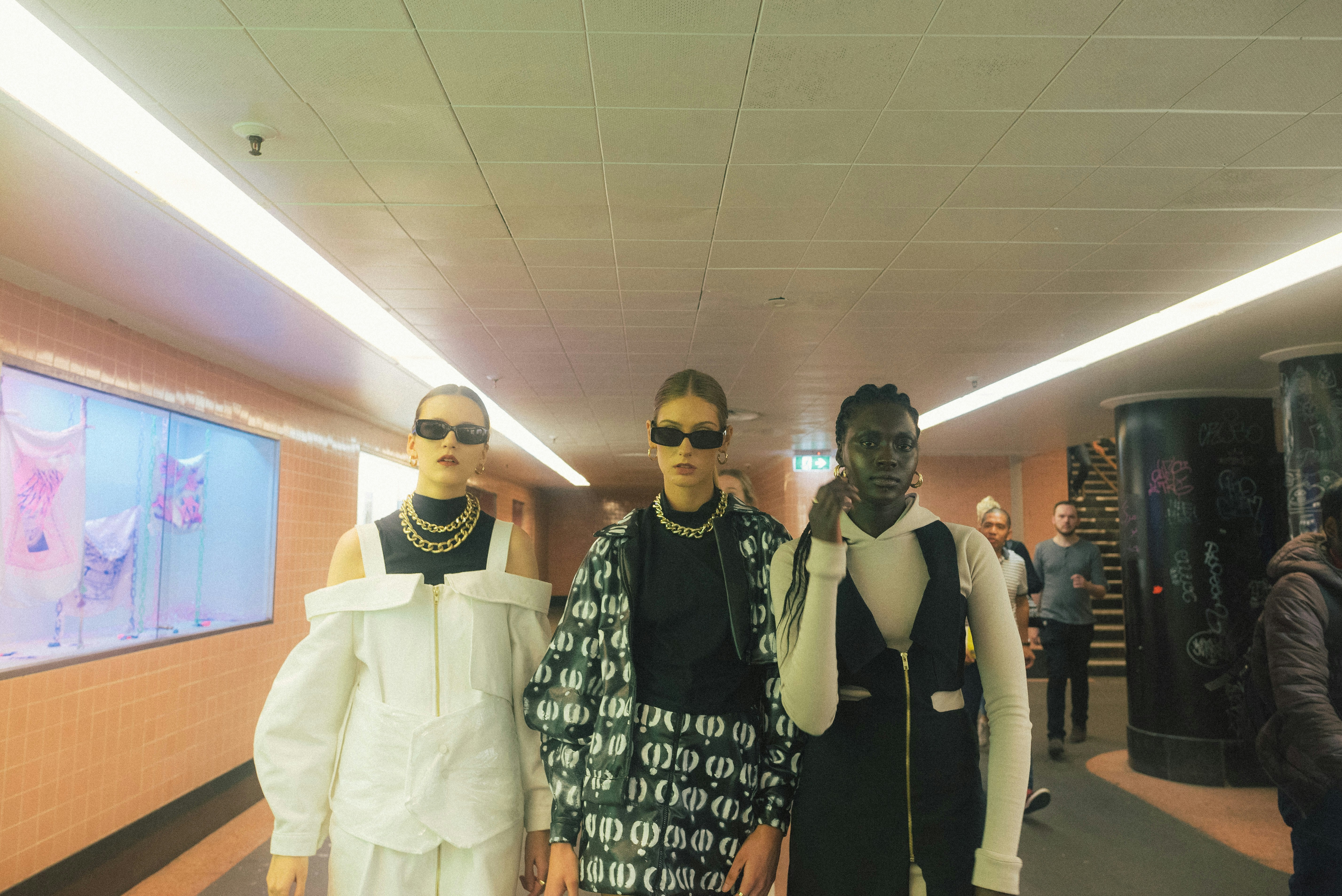 Spotting the Subtle: The Art of Understated Luxury in Fashion