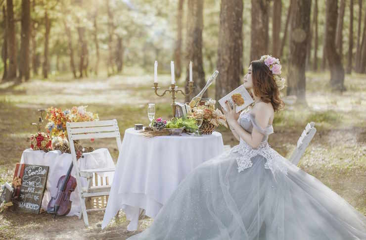 Mastering Wedding Photography: Techniques and Tips
