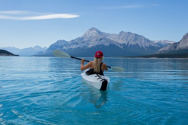 Exploring the Untamed Beauty of Fjordland Kayaking