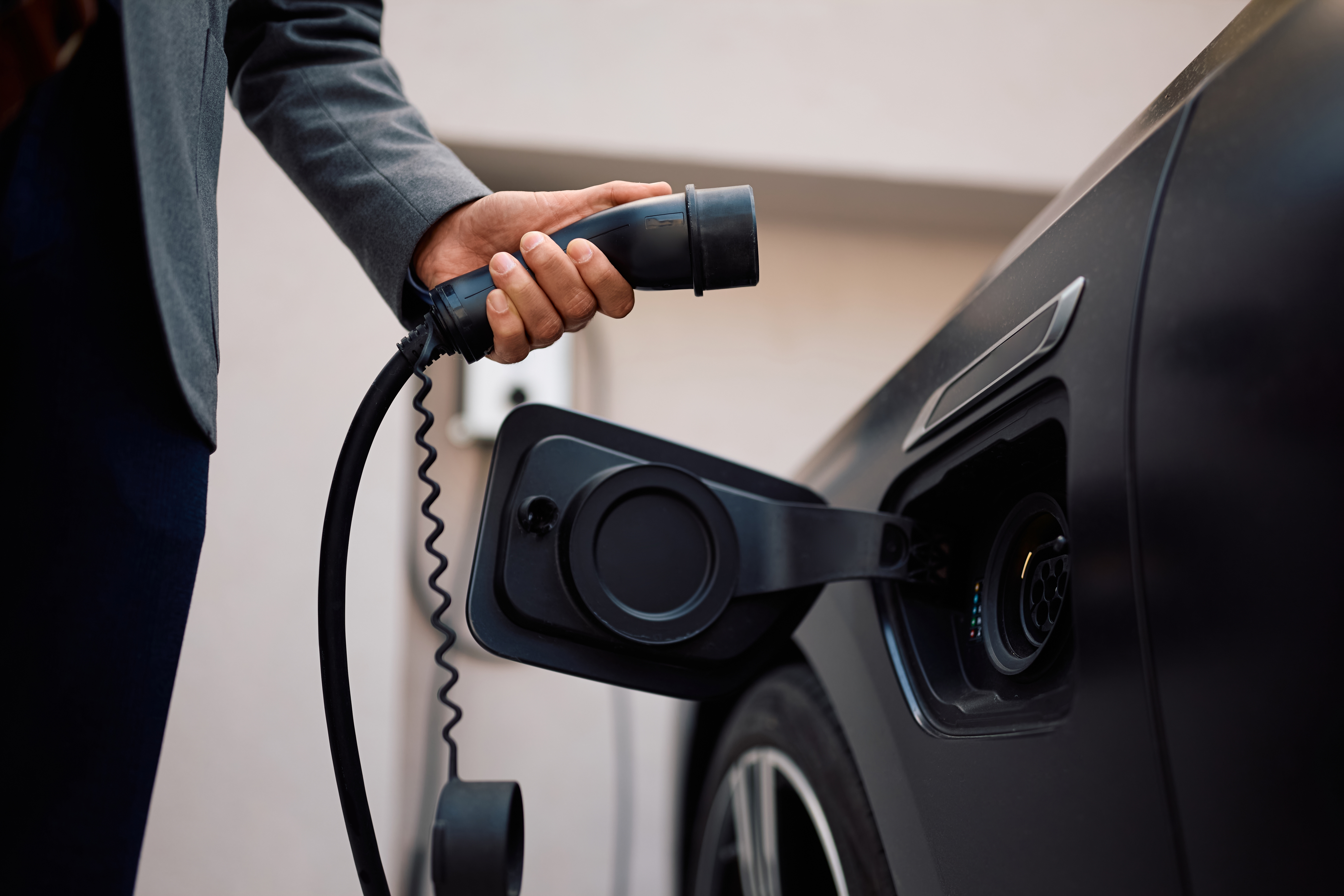 Kis Elektromos Autók Időseknek: Innovációk és Márkák, Amelyek Forradalmasítják a Mobilitást Magyarországon