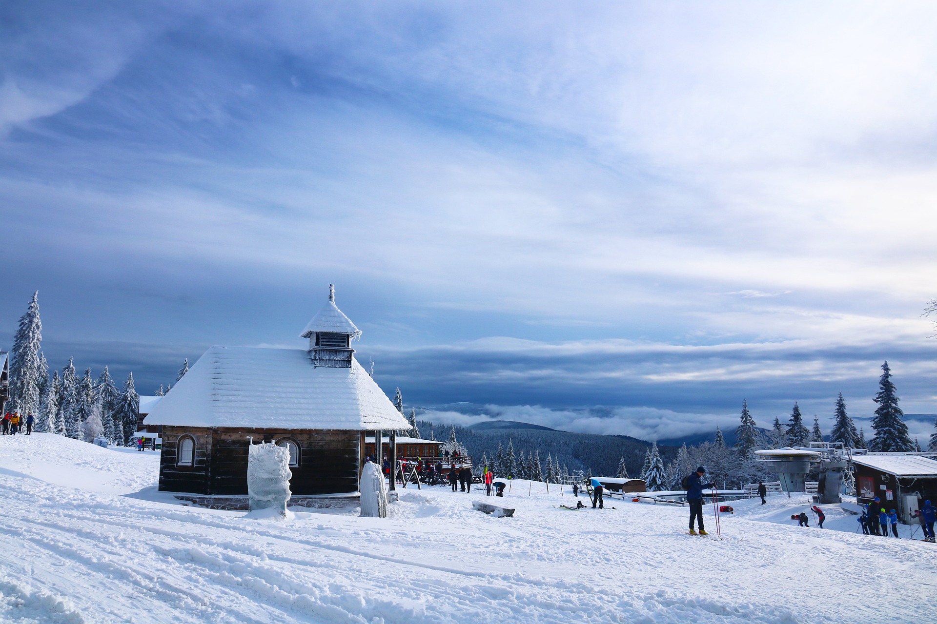 Experience the Magic of Winter Travel: Your Comprehensive Guide