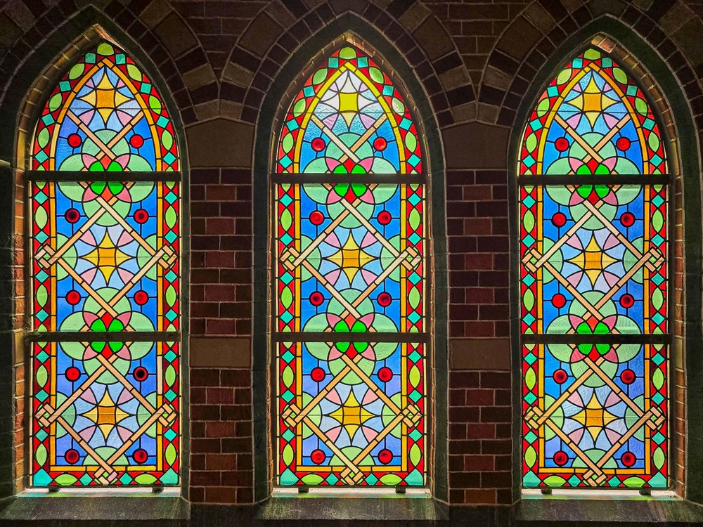 Modernizing the Stained Glass Window: A Fusion of Tradition and Innovation