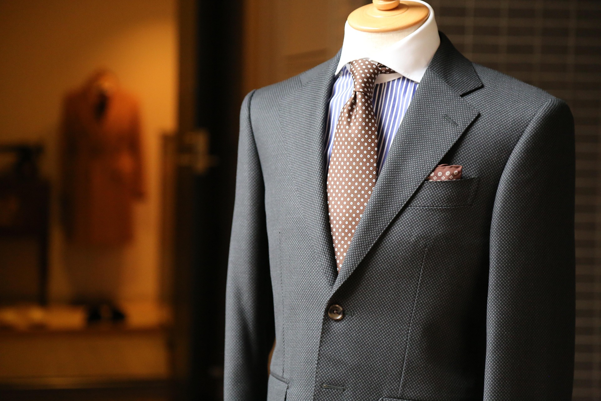 The Elevated Elegance of Tailored Fashion: The Quintessential Guide 